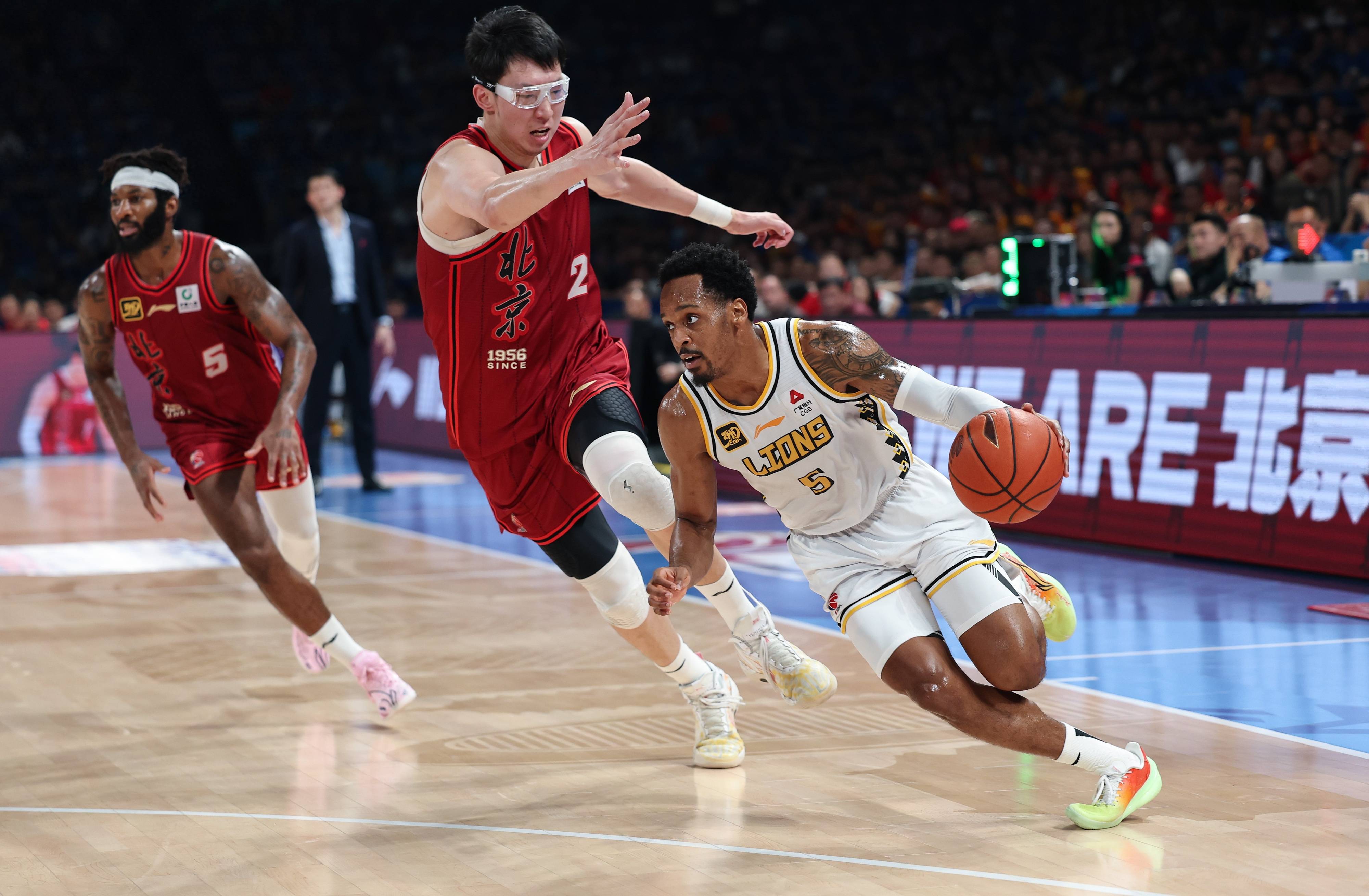 多米APP下载清晨广厦男篮备战NBA常规赛,手感冰凉细节曝光,话题不断,细节决定成败的简单介绍