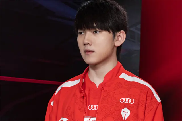 多米体育APP包含太狠了！Karsa与30激战RNG分钟赛前成都蓉城调整名单以备意甲，集结日多伦多猛龙止住颓势的词条